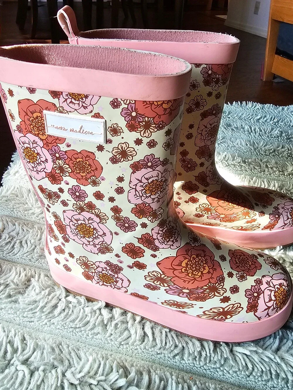 Nora Madison Boutique Retro Floral Print Rain Boots- Girl Size 1